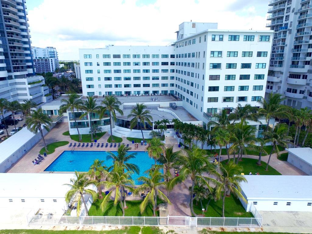 Ocean Front Resort Studio Маями Бийч Екстериор снимка
