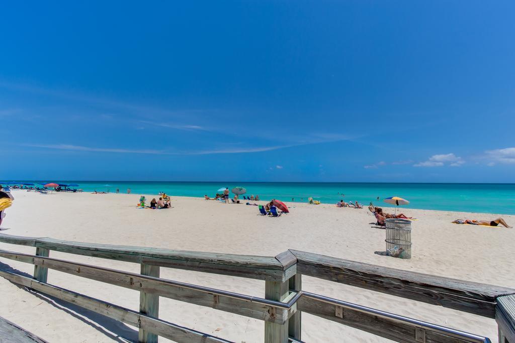 Ocean Front Resort Studio Маями Бийч Екстериор снимка